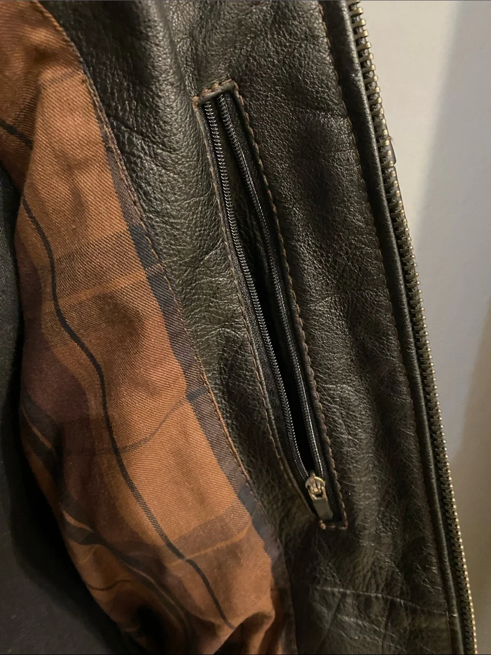 Dockers Black Leather Zip-Front Bomber Jacket